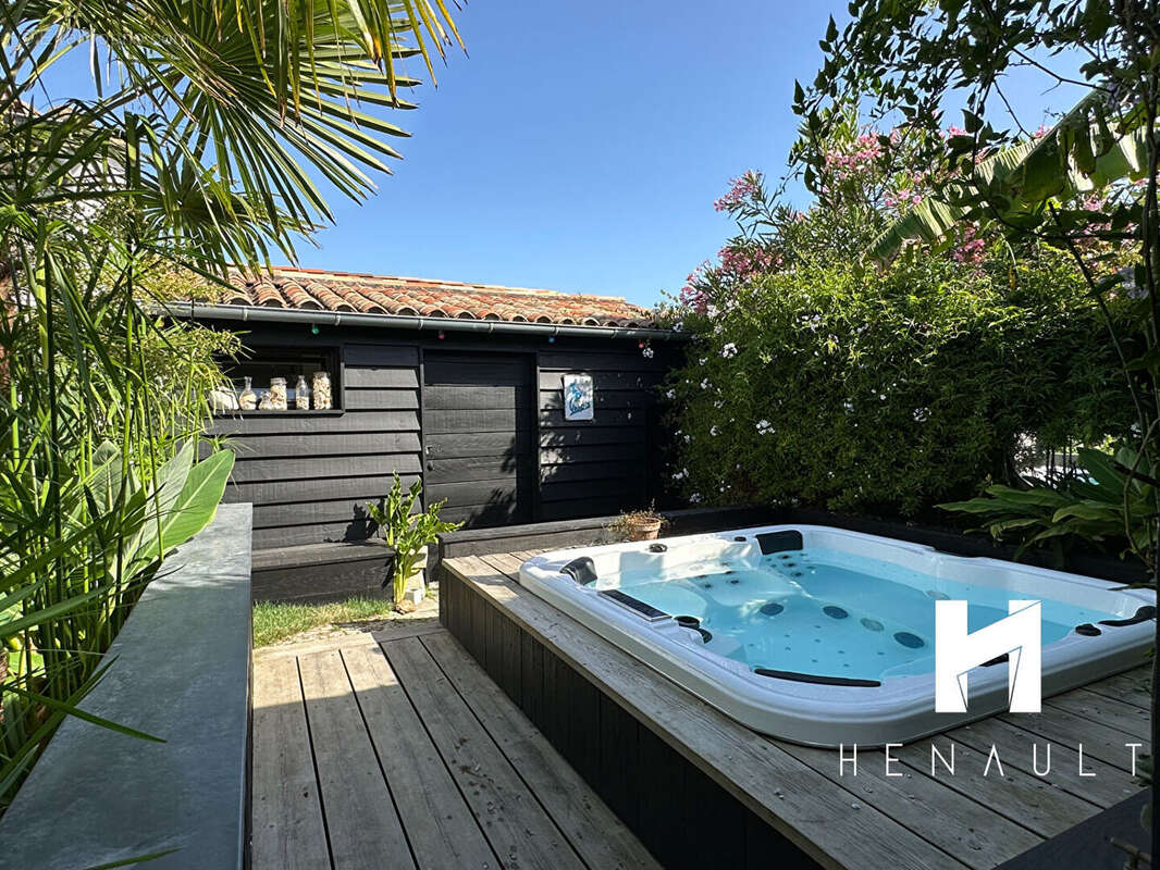 Maison à LA COUARDE-SUR-MER