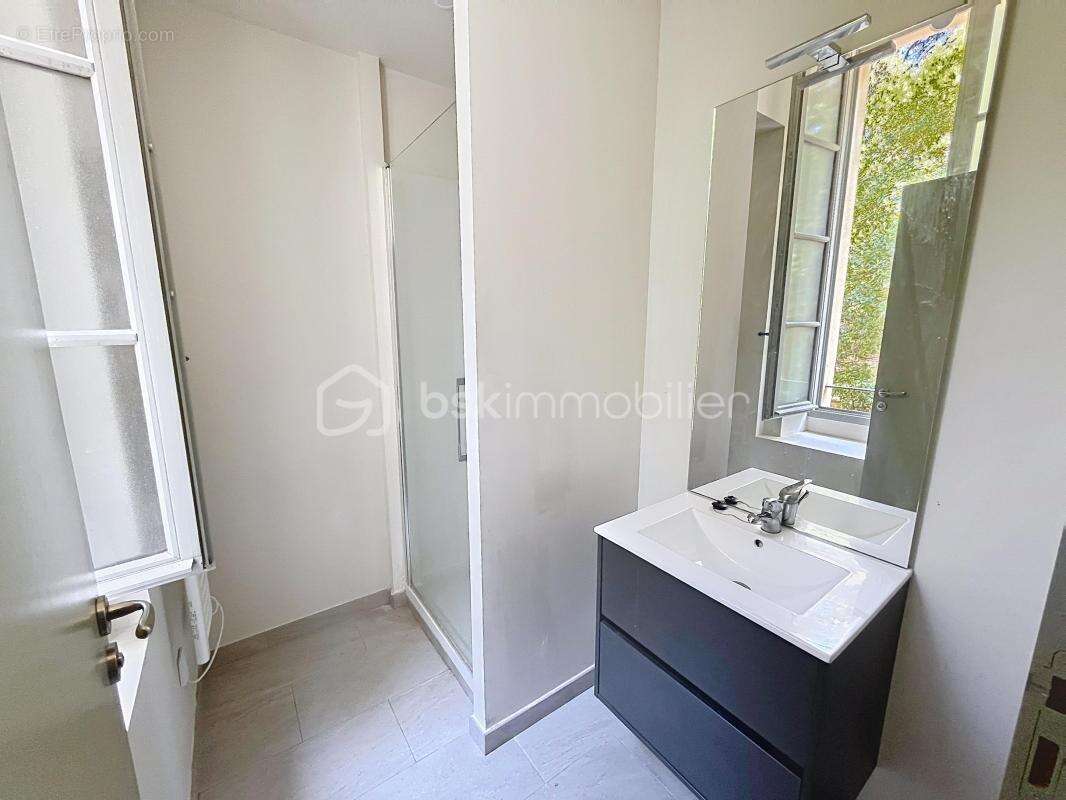 Appartement 3 pièces + parking privatif - photo 9
