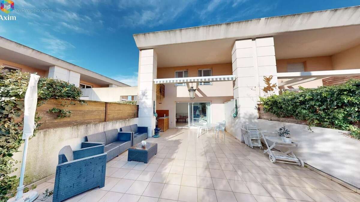 Appartement à FREJUS