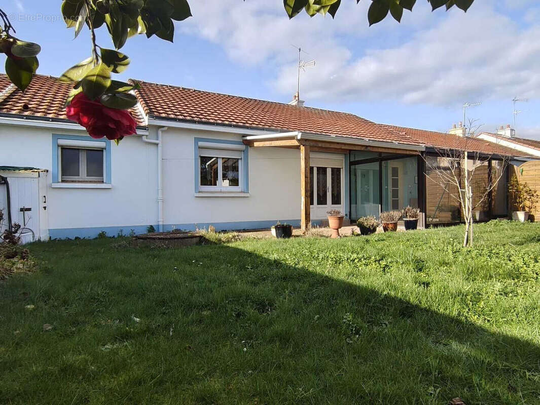 Maison à PAIMBOEUF