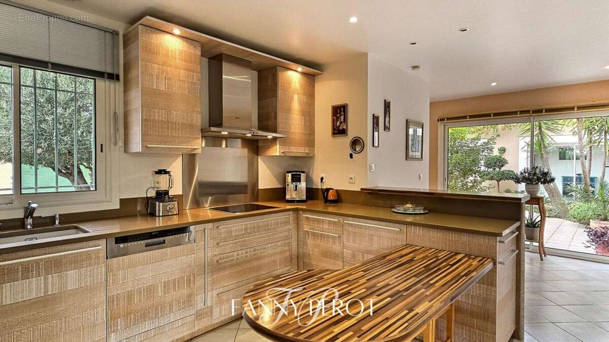 Maison à SAINT-CYPRIEN