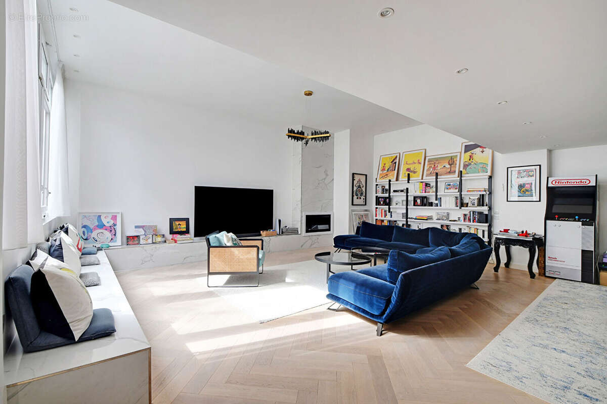 Appartement à SURESNES