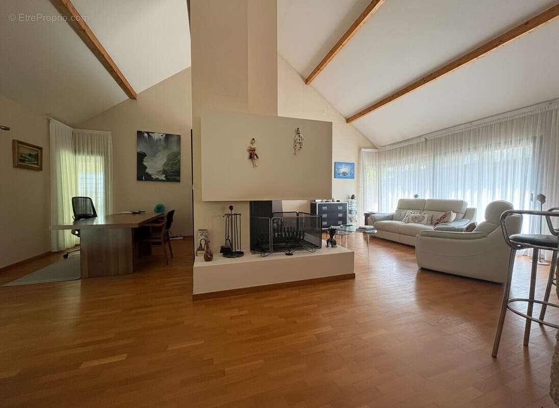 Maison 194 m² à Conches-Sur-Gondoire  - photo 2