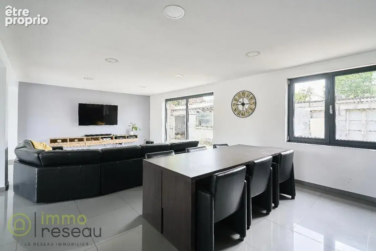 Maison 7 pièces 245 m² à vendre à Pecquencourt (59146) - photo 3