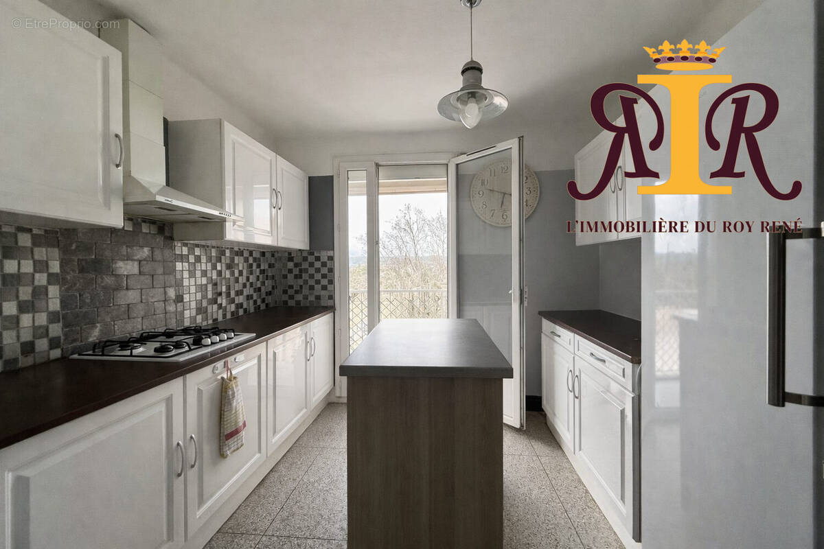 Appartement à PERTUIS