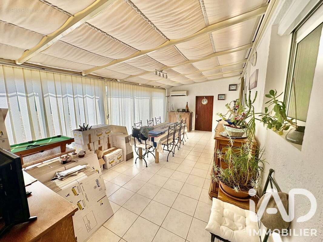 Maison 149 m² à Etauliers  - photo 7