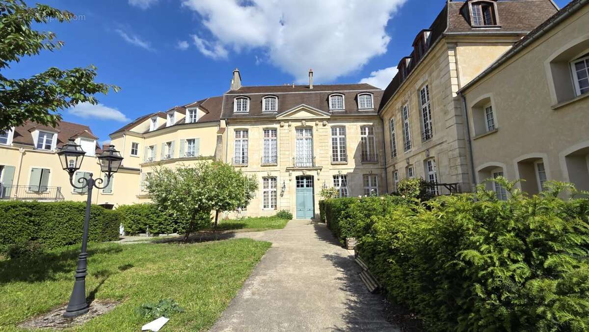 Appartement à MANTES-LA-JOLIE