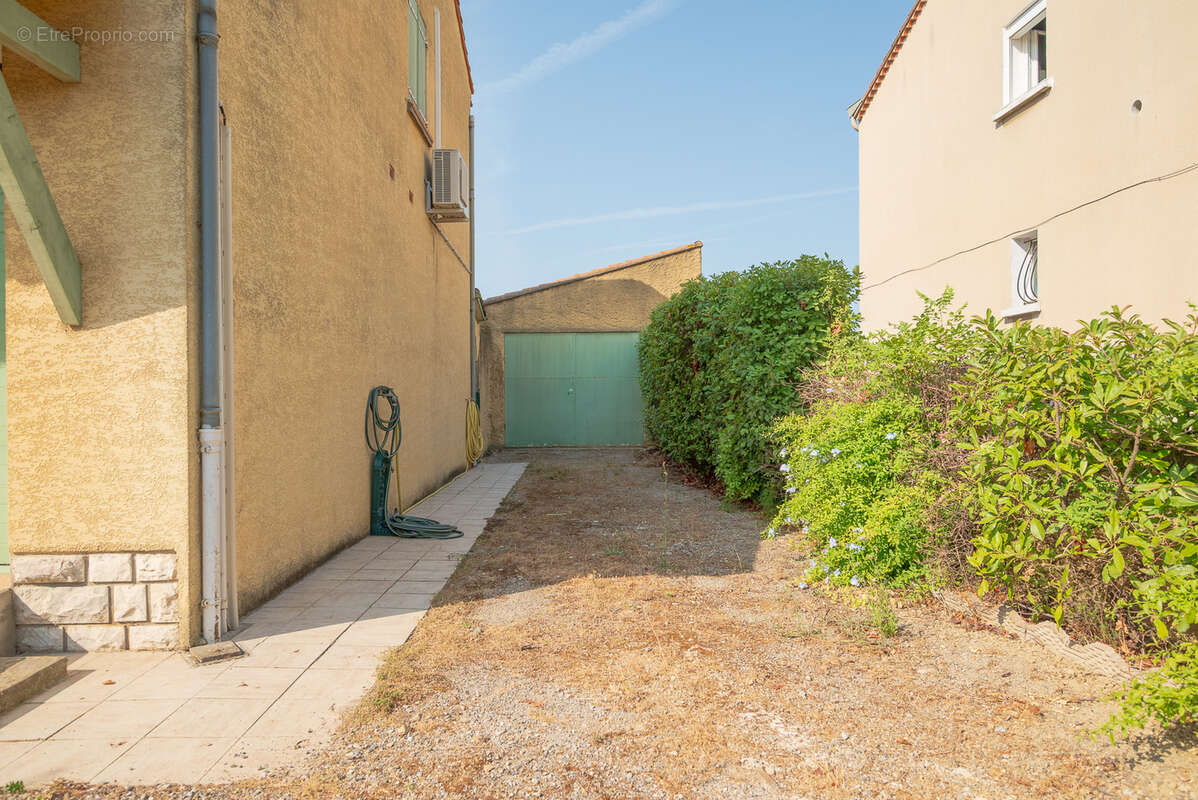 MaisonT5  avec 2 garages sur terrains clos - photo 79