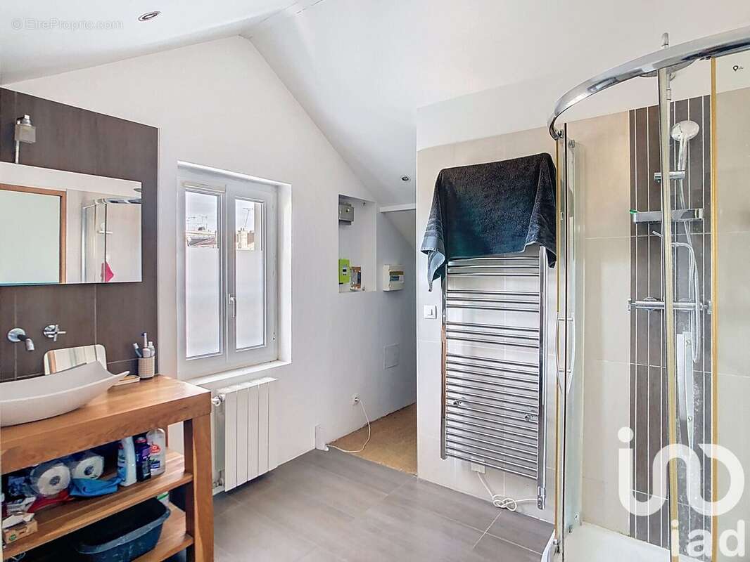 Photo 9 - Maison à VILLENEUVE-LE-ROI