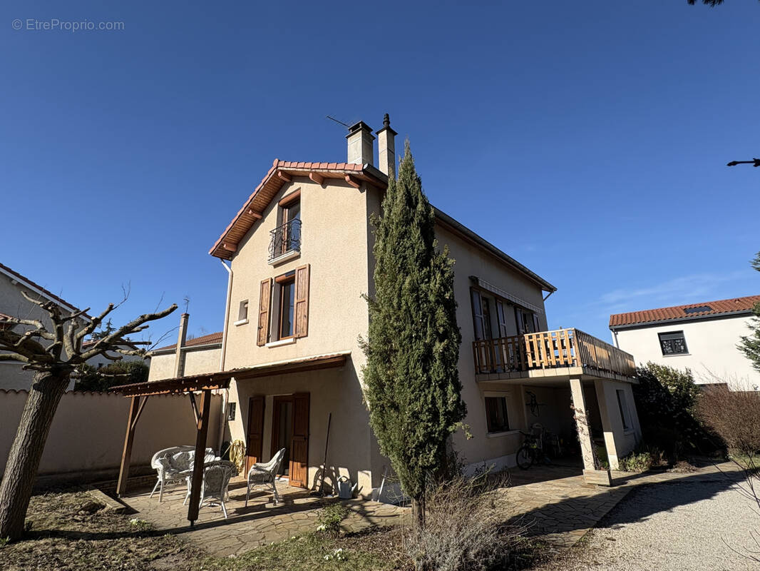 Maison à LA TALAUDIERE
