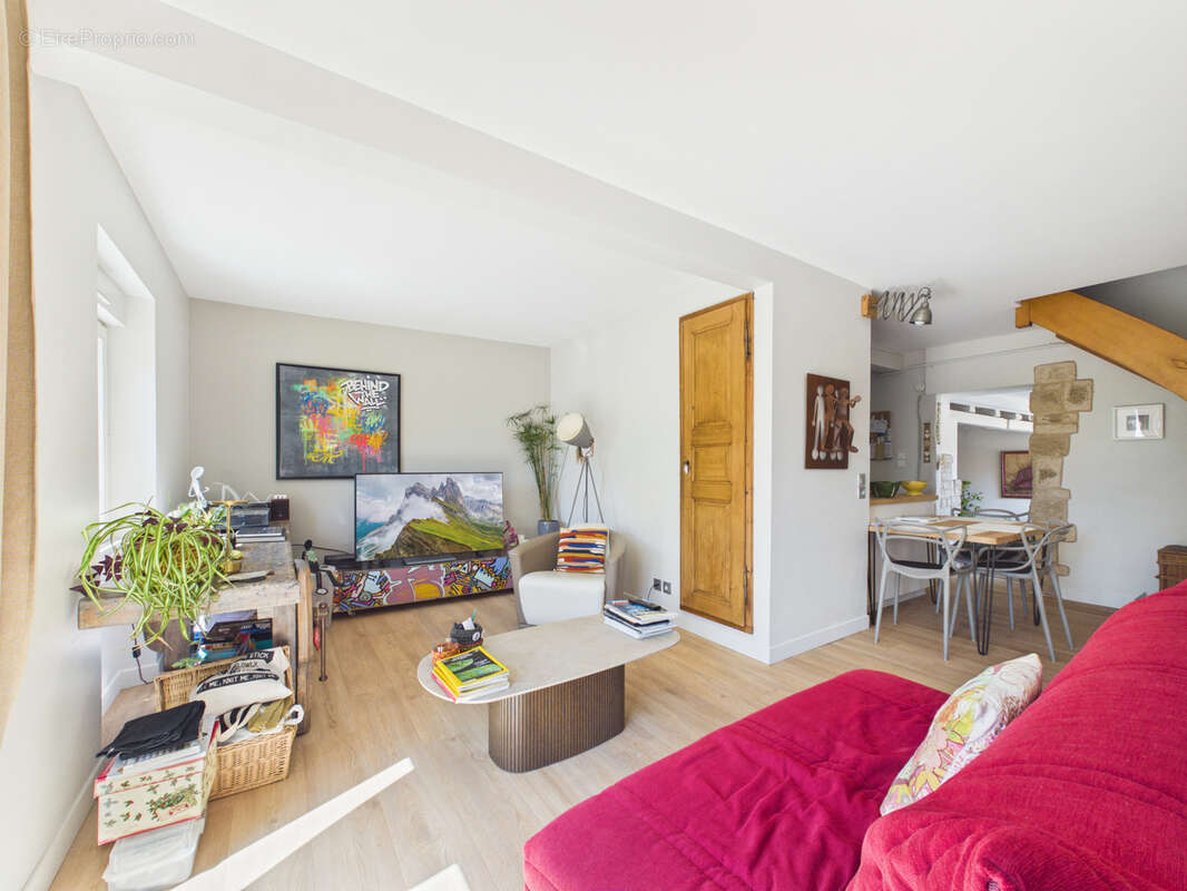 Maison familiale 7 pièces avec piscine à Pfastatt - photo 7