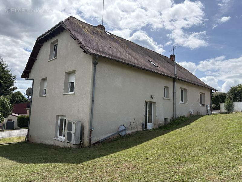 Maison à LUBERSAC