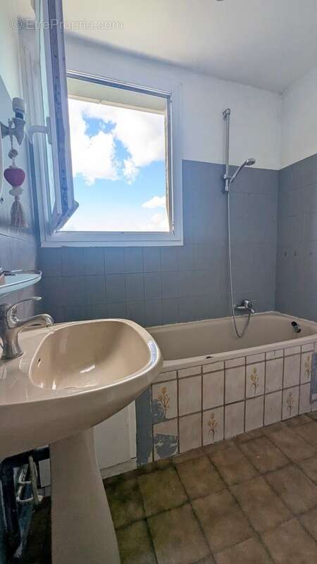 Appartement à SALON-DE-PROVENCE
