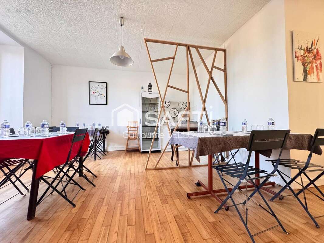 Photo 3 - Commerce à LANNILIS