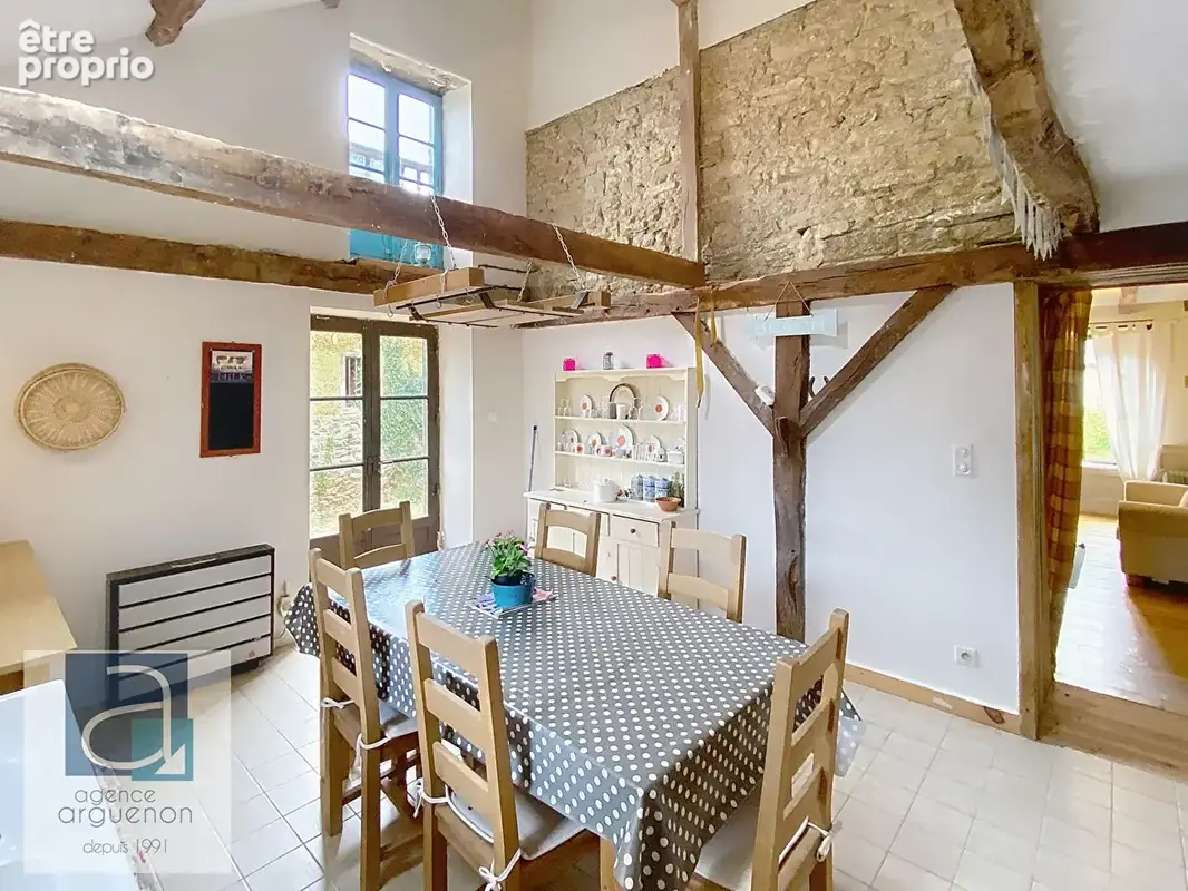 CAULNES : Maison spacieuse et de caractère de 4 chambres, située dans un hameau calme. - photo 3