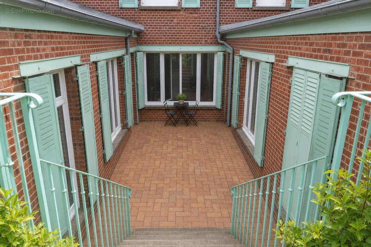 Appartement de 4 pièces de 83 m² à Méru - photo 5