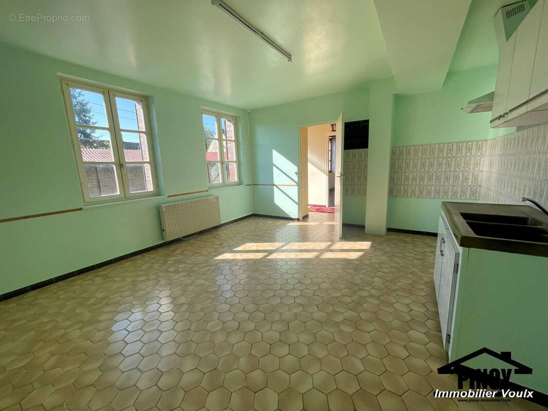 Maison à LORREZ-LE-BOCAGE-PREAUX