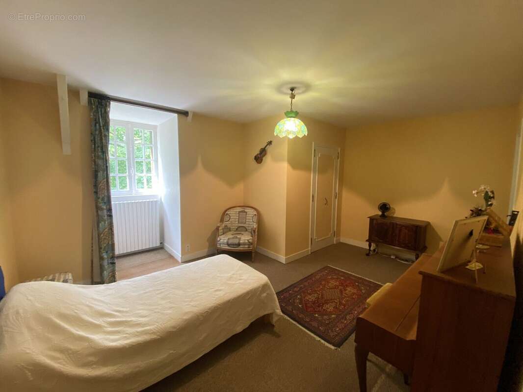Maison 277 m² à Coulounieix-Chamiers  - photo 9