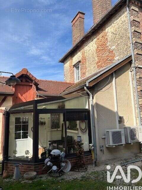 Maison 145 m² à Saint-Parres-Les-Vaudes  - photo 3