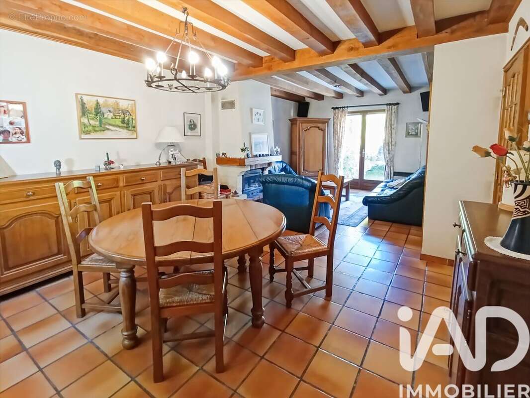 Maison 114 m² à Champigny-Sur-Marne  - photo 3