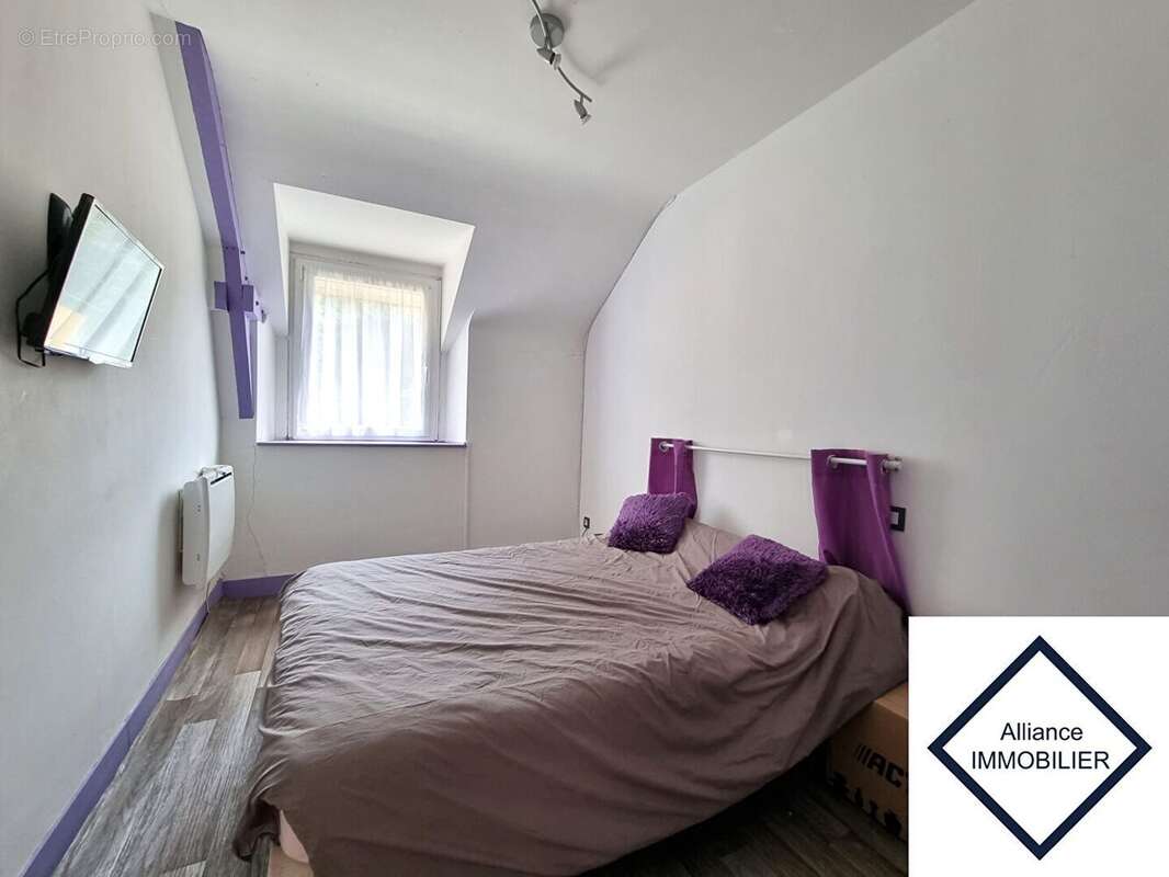 Maison à SAINT-MEEN-LE-GRAND