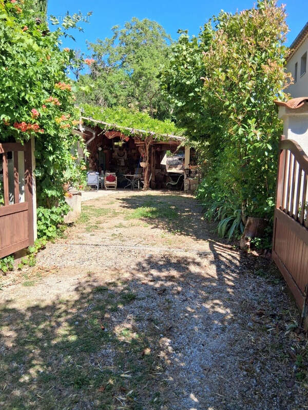 Maison de village avec terrain - photo 22