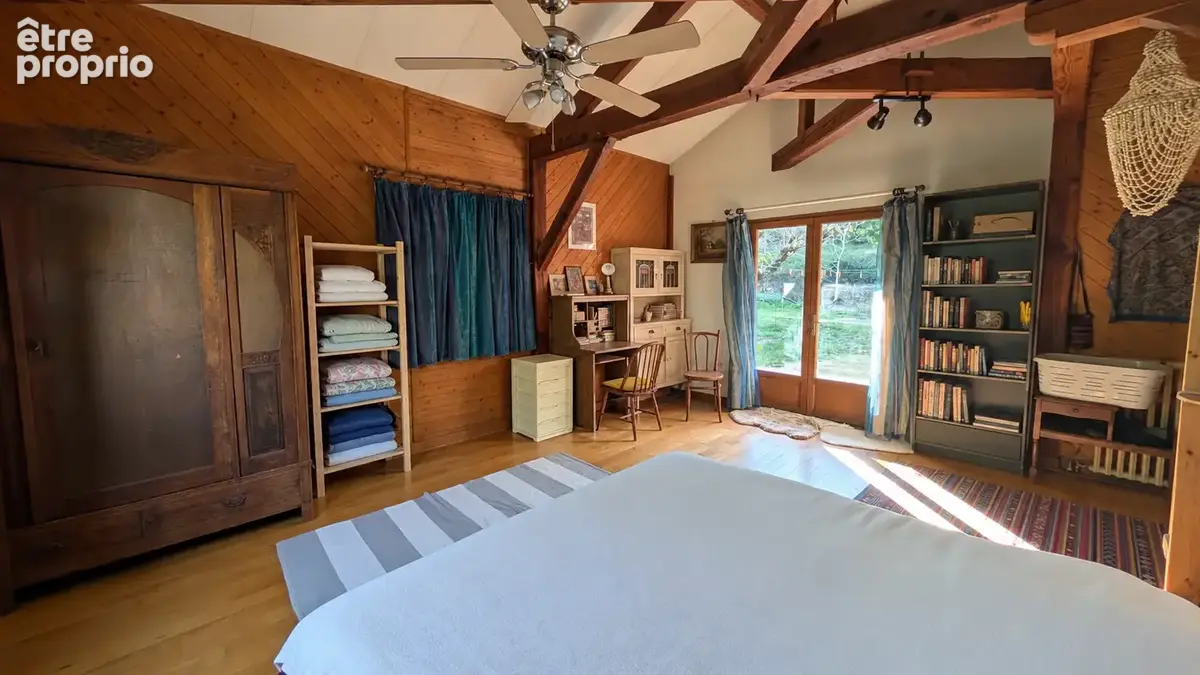 Propriété avec vue, au calme sur plus de 4 hectares - photo 7