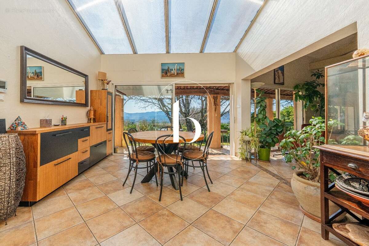 Maison à GOUDARGUES