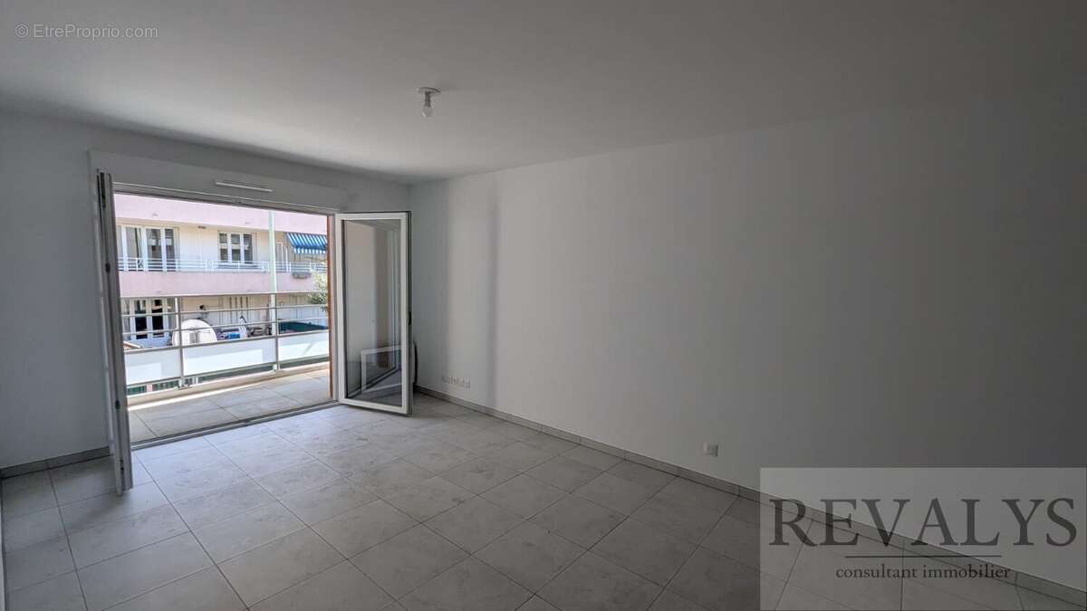 Appartement à LE CANNET