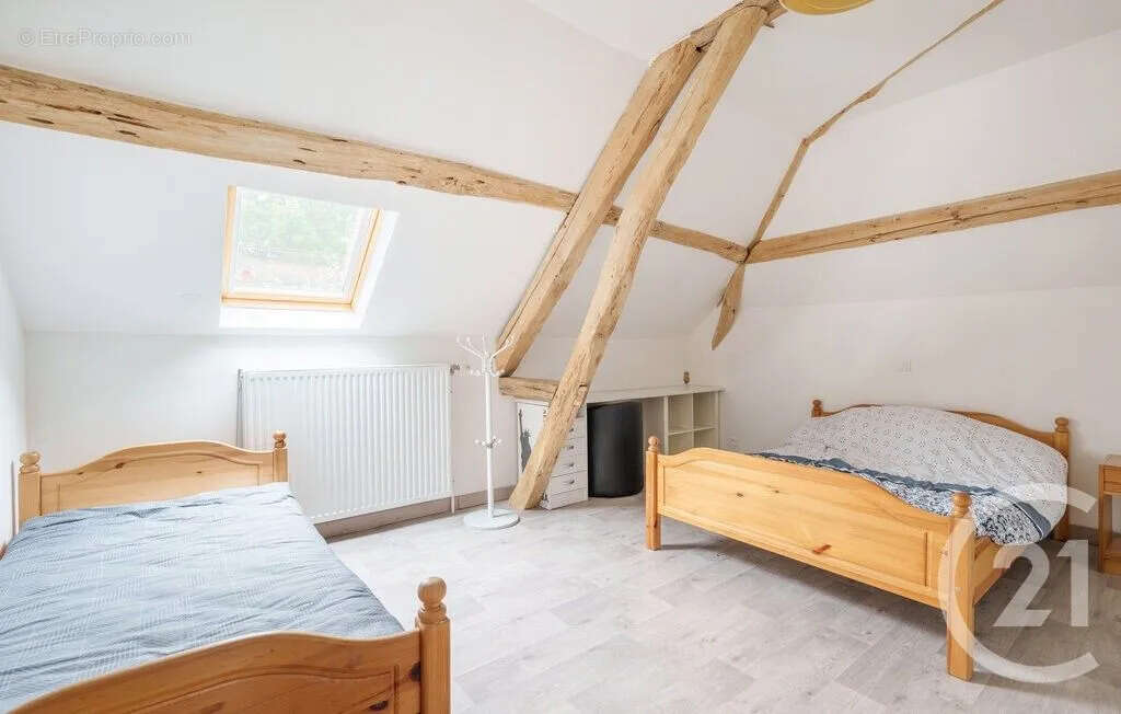 Maison 290 m² à Montigny-Les-Monts  - photo 10