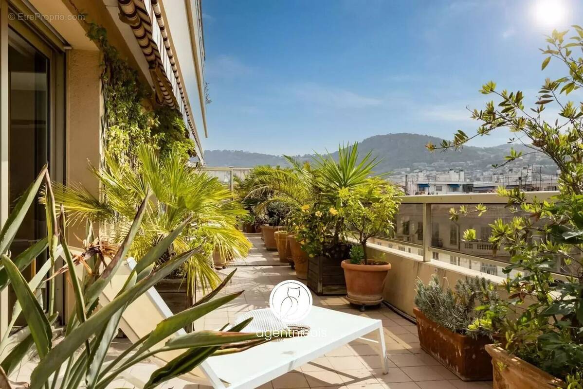 Appartement à NICE