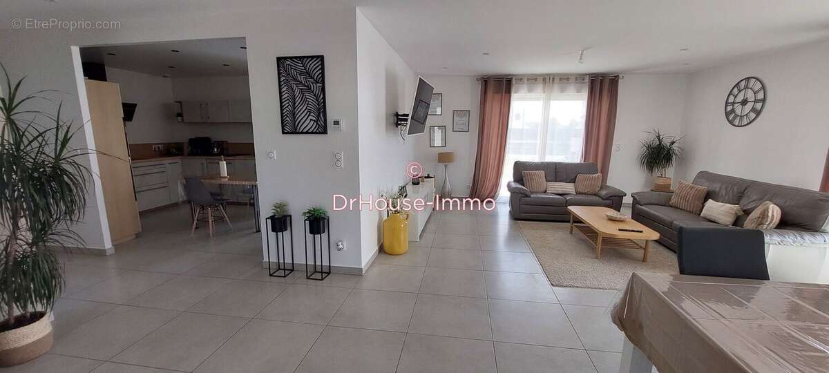 Maison 150 m² à Breviandes  - photo 5