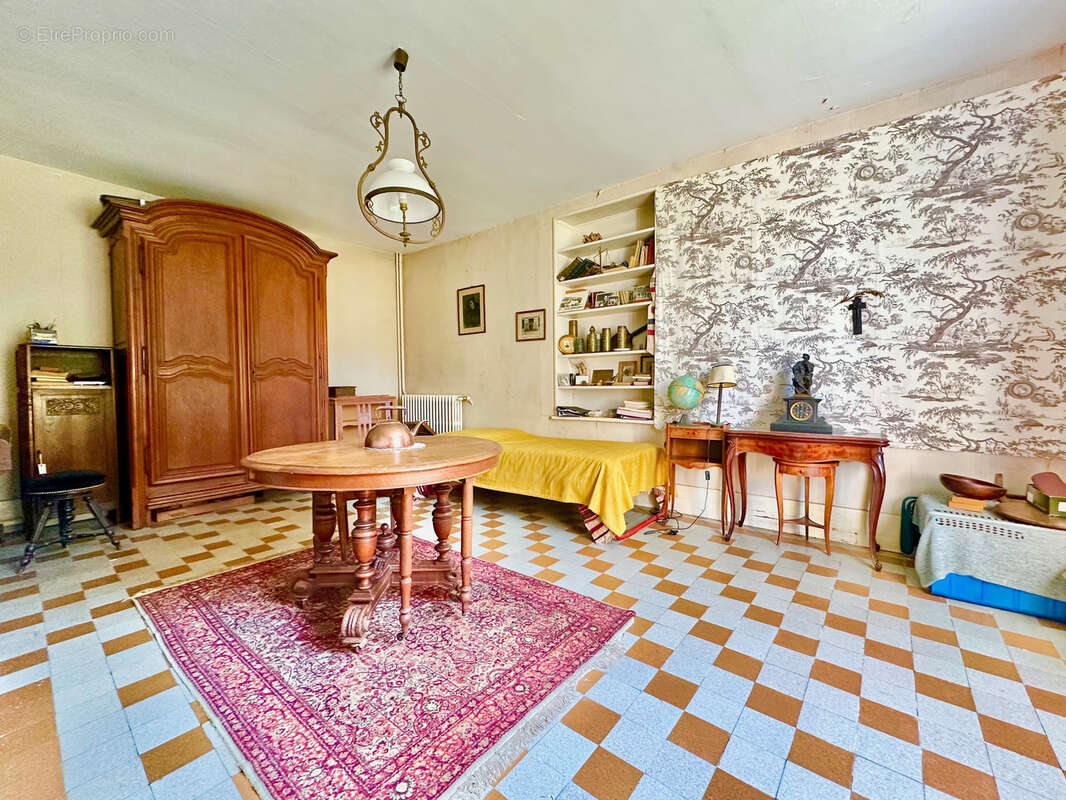 Maison à CREPY-EN-VALOIS