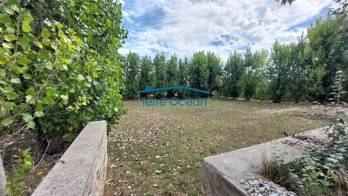 Terrain 584 m² à Royan  - photo 3