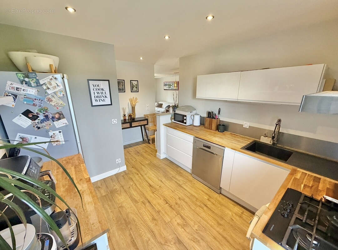 Appartement à DOUVAINE