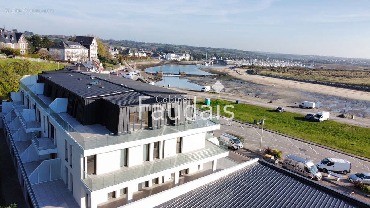 Appartement à BARNEVILLE-CARTERET