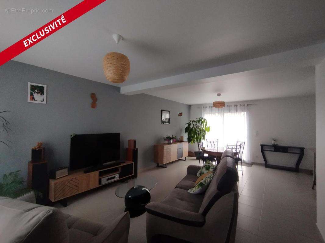 Maison à LE TOUR-DU-PARC