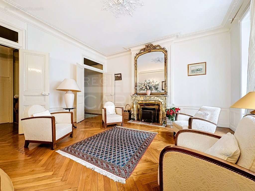 Appartement à LYON-6E