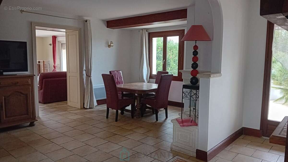 Maison à SAINT-PALAIS-SUR-MER