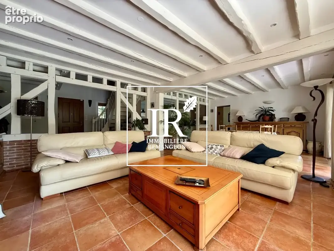 Maison 8 pièces 230 m² à vendre à Mereau (18120) - photo 6