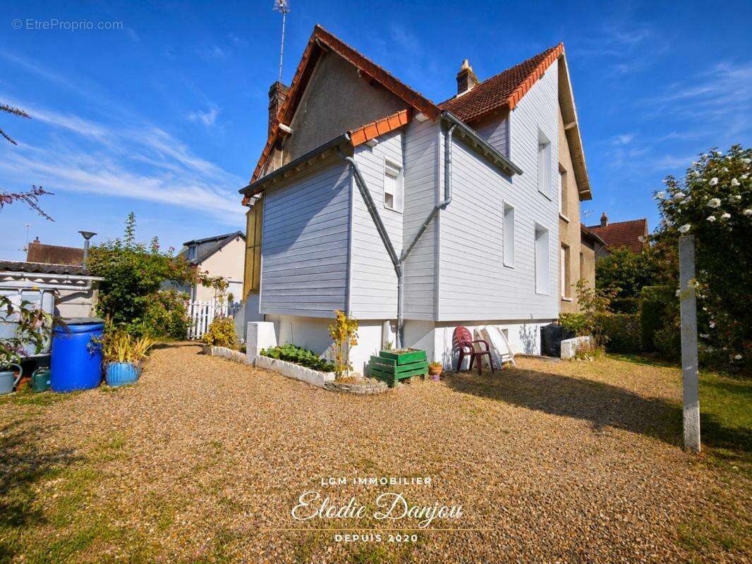 Maison en pierre – 2 chambres - Jardin et garage – Vendôme centre - photo 13