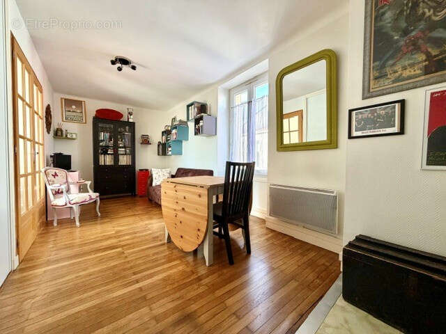 Appartement à INDRE
