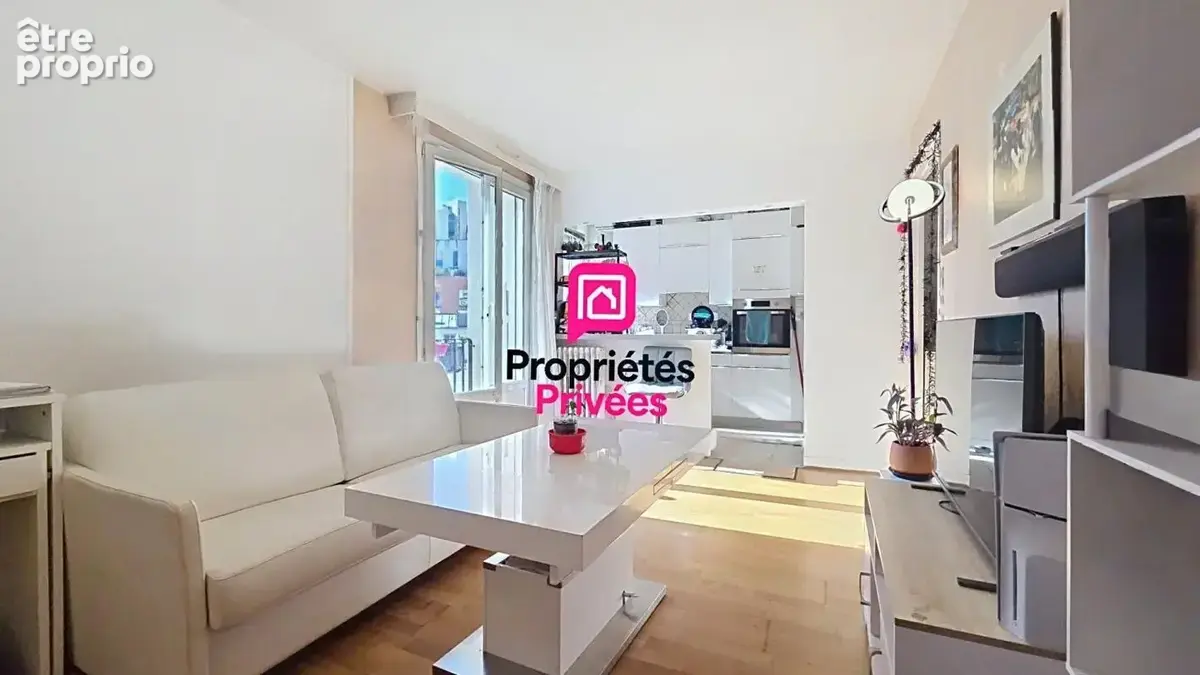 Appartement à PARIS-15E