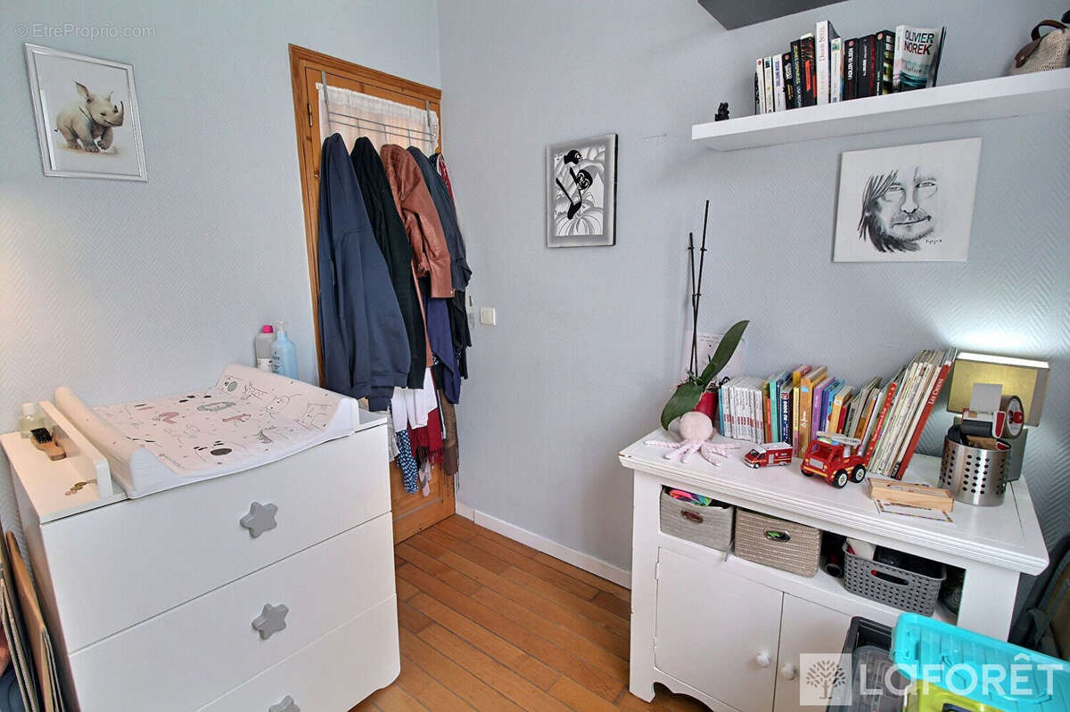 Appartement La Garenne Colombes 4 pièce(s) 67 m2 - photo 7