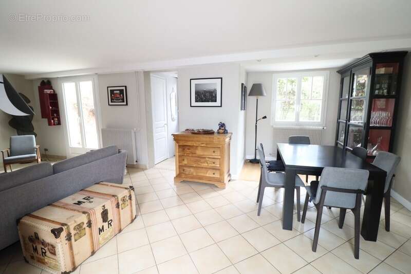 Maison à vendre 5 pièces CHATOU (78) - photo 4