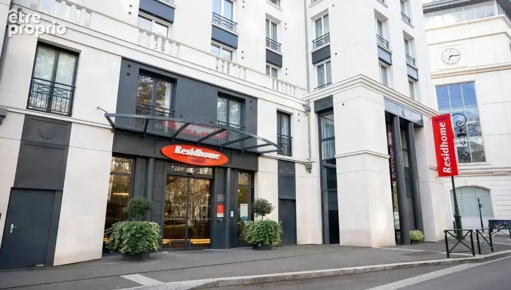 INVESTISSEMENT LOCATIF  PUTEAUX  Résidence d'Affaires Residhome Puteaux La Défense****  5,5% de rentabilité. - photo 13