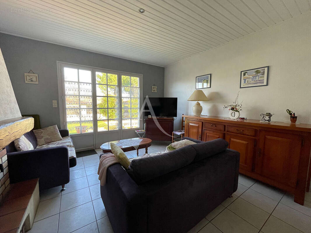 Maison à LONGEVILLE-SUR-MER