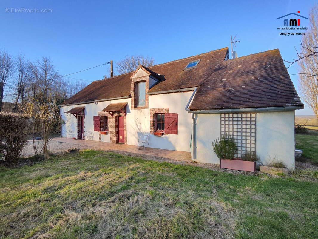 Maison à LONGNY-AU-PERCHE