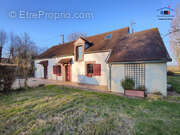 Maison à LONGNY-AU-PERCHE