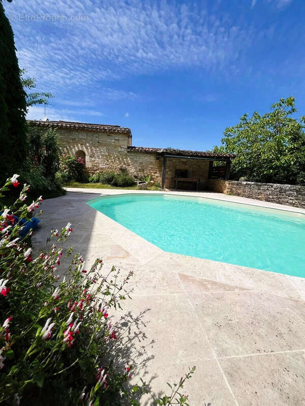 Maison à MONSEMPRON-LIBOS